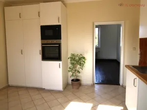 Pronájem bytu 1+1, Zlín - Prštné, Pod Strání, 37 m2