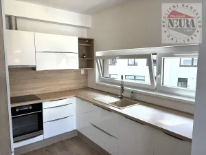 Pronájem bytu 2+kk, Praha - Modřany, Soukalova, 65 m2