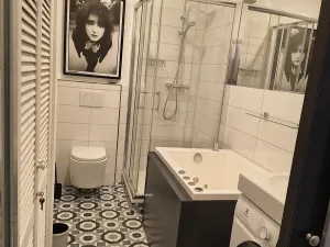Pronájem bytu 1+kk, Praha - Nové Město, Hálkova, 31 m2