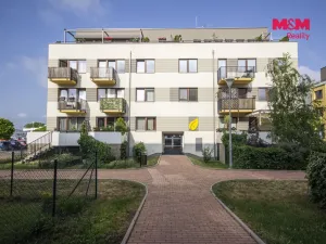 Pronájem bytu 1+kk, Praha - Dolní Chabry, K Beranovu, 37 m2