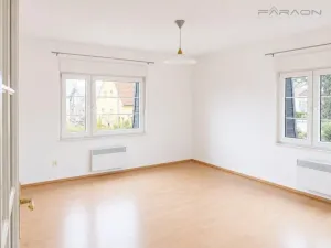 Pronájem vily, Praha - Nebušice, V březinkách, 365 m2
