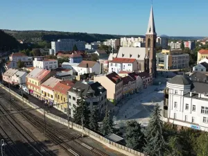 Prodej bytu 2+kk, Kralupy nad Vltavou, Komenského nám., 51 m2