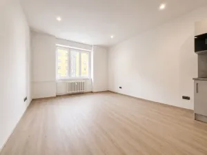 Pronájem bytu 2+kk, Praha - Vršovice, K louži, 46 m2