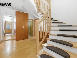 Prodej rodinného domu, Karlovy Vary, Za Motelem, 137 m2