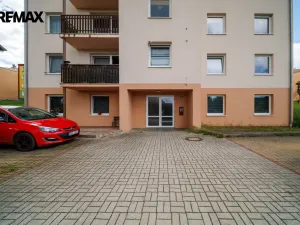 Prodej bytu 2+1, Nová Role, U Plynárny, 69 m2