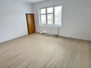 Pronájem bytu 2+1, Havlíčkův Brod, Nádražní, 68 m2