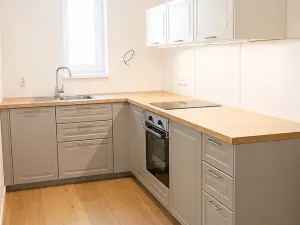 Pronájem bytu 2+kk, Olomouc, Třída Jiřího Pelikána, 58 m2