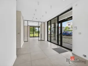 Prodej obchodního prostoru, Plzeň - Černice, Vltavínová, 108 m2