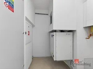 Prodej obchodního prostoru, Plzeň - Černice, Vltavínová, 108 m2