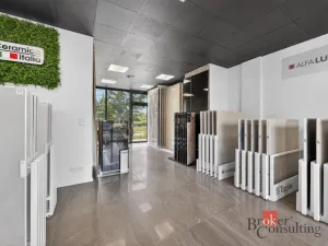 Prodej obchodního prostoru, Plzeň - Černice, Vltavínová, 59 m2