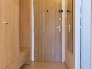 Pronájem bytu 2+kk, Praha - Michle, Ohradní, 42 m2