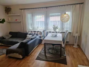Prodej bytu 2+1, Uherské Hradiště, 57 m2