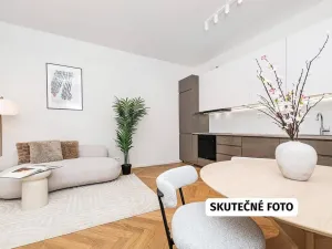 Prodej bytu 2+kk, Praha - Holešovice, Dělnická, 51 m2