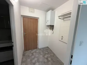Pronájem bytu 2+1, Karlovy Vary - Doubí, K Linhartu, 60 m2