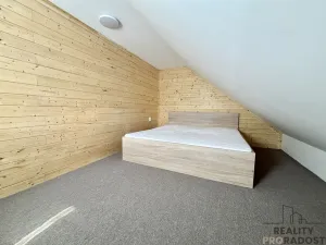Pronájem bytu 2+kk, Ústín, 36 m2