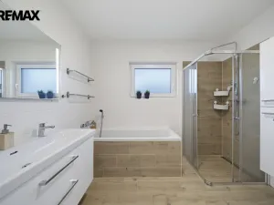 Prodej rodinného domu, Ostrov, Jáchymovská, 98 m2