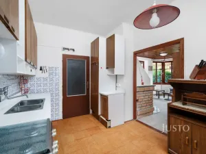 Prodej rodinného domu, Bílovice nad Svitavou, Komenského, 153 m2