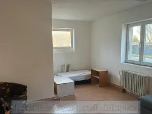 Pronájem bytu 2+1, Praha - Dolní Chabry, 54 m2