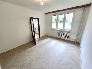 Prodej bytu 3+1, Bruntál, Uhlířská, 73 m2