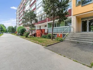 Prodej bytu 3+1, Praha - Petrovice, Rezlerova, 70 m2