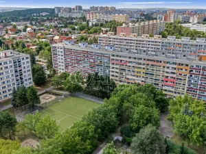 Prodej bytu 3+1, Praha - Petrovice, Rezlerova, 70 m2