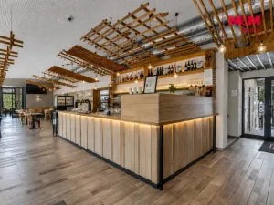 Prodej restaurace, Frenštát pod Radhoštěm, Školská čtvrť, 500 m2