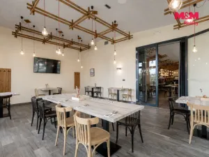 Prodej restaurace, Frenštát pod Radhoštěm, Školská čtvrť, 500 m2
