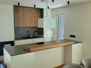 Pronájem rodinného domu, Kladno, Pechlátova, 119 m2