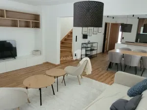 Pronájem rodinného domu, Kladno, Pechlátova, 119 m2