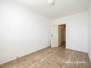Pronájem bytu 2+kk, Praha - Chodov, V jezírkách, 42 m2