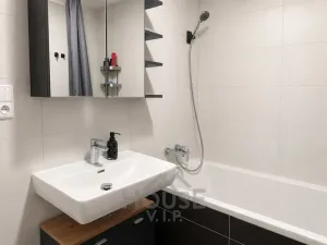 Prodej bytu 2+kk, Praha - Stodůlky, Jeremiášova, 60 m2