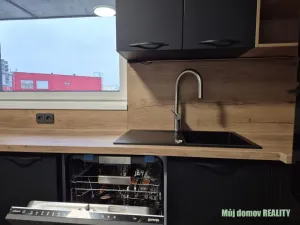Pronájem bytu 4+kk, Praha - Prosek, Čakovická, 83 m2