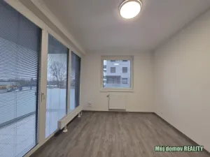 Pronájem bytu 4+kk, Praha - Prosek, Čakovická, 83 m2