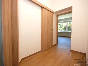 Pronájem bytu 1+kk, Velké Pavlovice, Náměstí 9. května, 44 m2