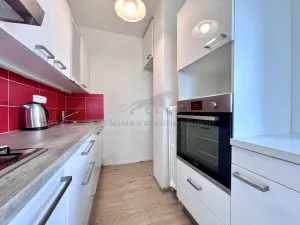 Pronájem bytu 2+kk, Praha - Hloubětín, Kukelská, 42 m2