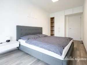 Pronájem bytu 2+kk, Praha - Troja, Mazurská, 50 m2