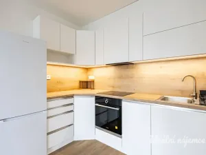 Pronájem bytu 2+kk, Praha - Troja, Mazurská, 59 m2