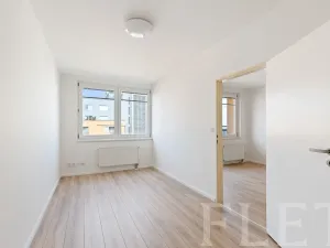 Pronájem bytu 2+kk, Praha - Troja, Hnězdenská, 46 m2