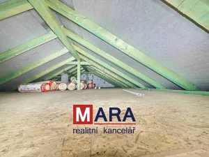 Prodej rodinného domu, Charváty, 140 m2