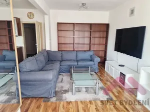 Pronájem bytu 2+1, Praha - Čakovice, Ke stadionu, 70 m2