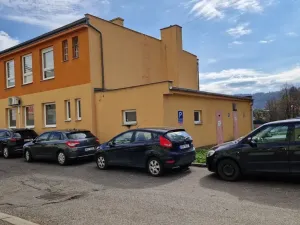Pronájem ordinace, Karlovy Vary, Kpt. Jaroše, 79 m2