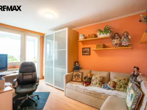 Prodej bytu 3+1, Praha - Kyje, Bajgarova, 68 m2