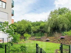 Pronájem bytu 2+kk, Praha - Radlice, U Komína, 55 m2