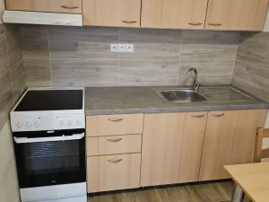 Pronájem bytu 1+kk, Brno, Charbulova, 29 m2