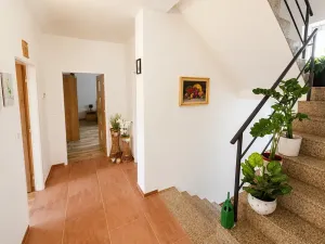 Prodej rodinného domu, Svárov, 250 m2