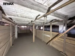 Prodej výrobních prostor, Jakubov u Moravských Budějovic, 830 m2