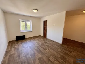 Pronájem bytu 2+kk, Loket, Nádražní, 41 m2