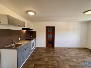 Pronájem bytu 2+kk, Loket, Nádražní, 41 m2