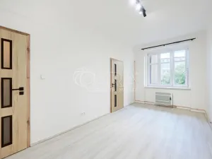 Pronájem bytu 2+1, Praha - Strašnice, Saratovská, 50 m2