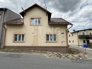 Prodej rodinného domu, Bruntál, Neumannova, 280 m2